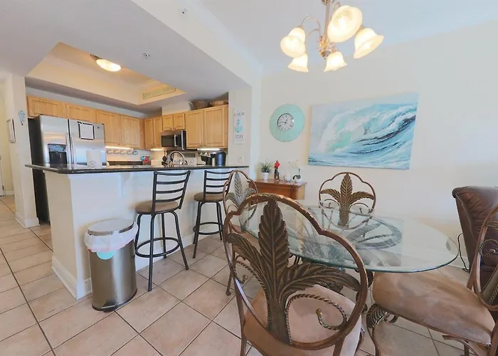 Crystal Tower 2 Bedroom, 2 Bathroom With Heated Indoor Pool, 2 Outdoor Pools, Access Apartment Gulf Shores