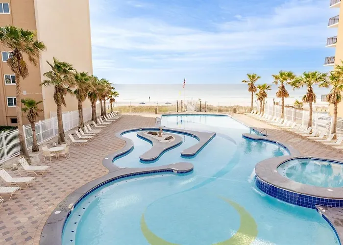 Crystal Tower 2 Bedroom, 2 Bathroom With Heated Indoor Pool, 2 Outdoor Pools, Access Gulf Shores