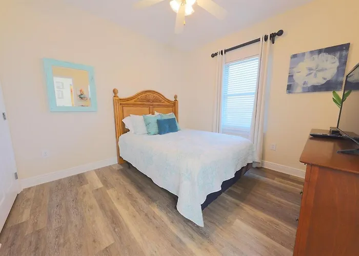 Apartment Crystal Tower 2 Bedroom, 2 Bathroom With Heated Indoor Pool, 2 Outdoor Pools, Access *